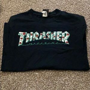 Rose thrasher tee
